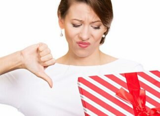 9 bons plans pour revendre vos cadeaux de Noël ! mauvais cadeau